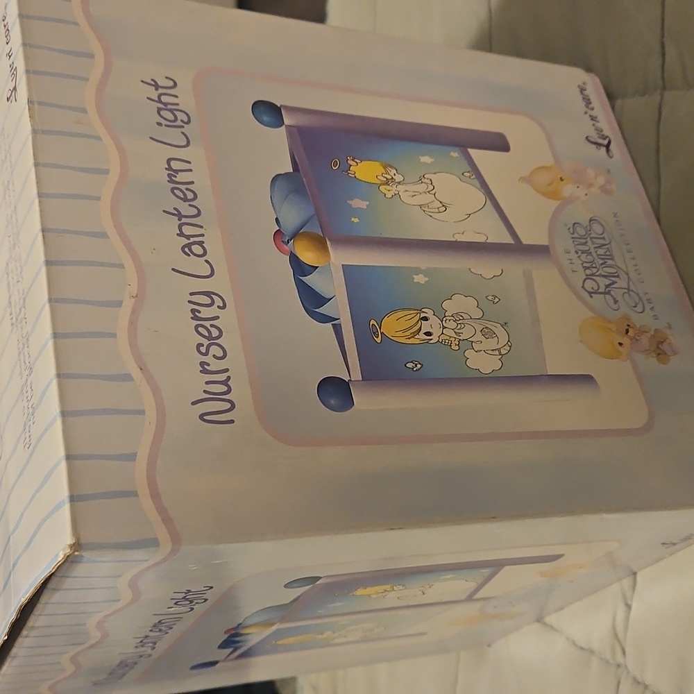 Precious Moments Spinning Nursery Lantern Light
